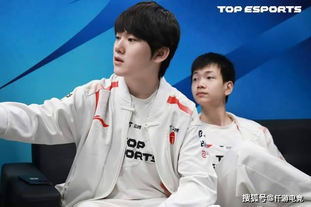 LOL：TheShy透露(lù)退役時(shí)间，想跟Rookie打到退役